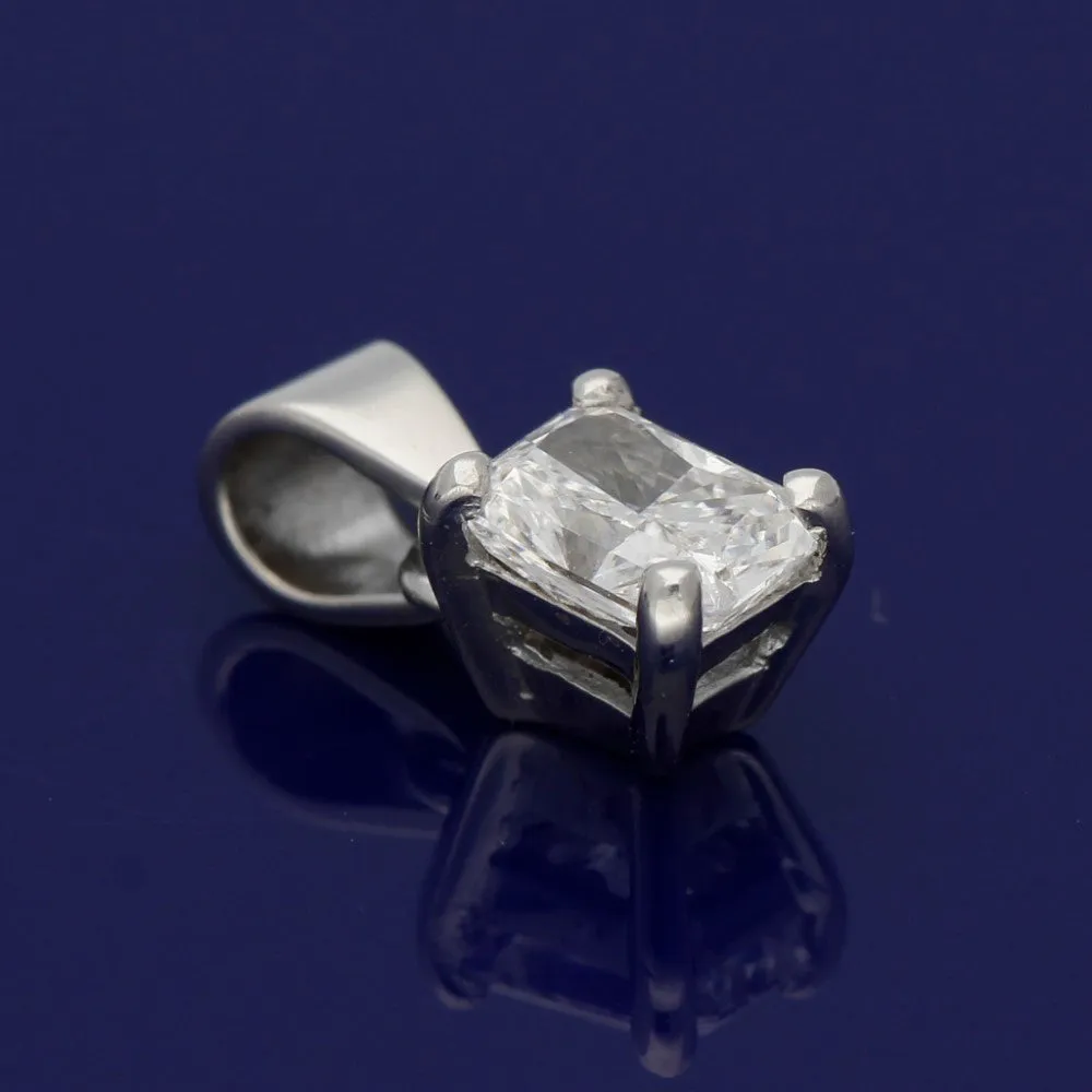 18ct White Gold Certificated Radiant Cut Diamond Pendant