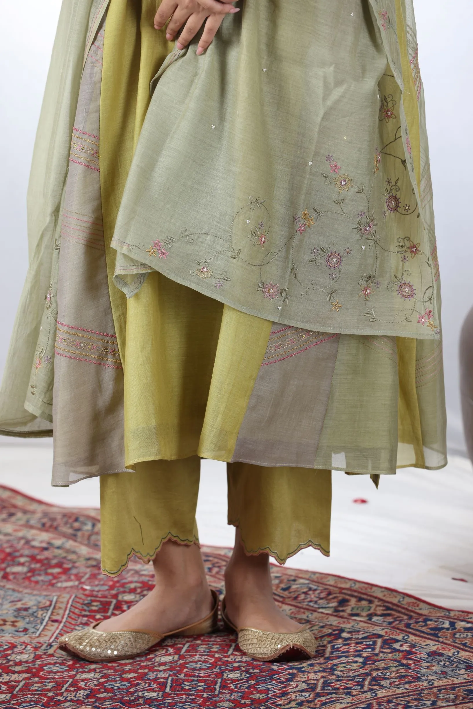 CHAND EMBROIDERED KURTA SET - LIME YELLOW