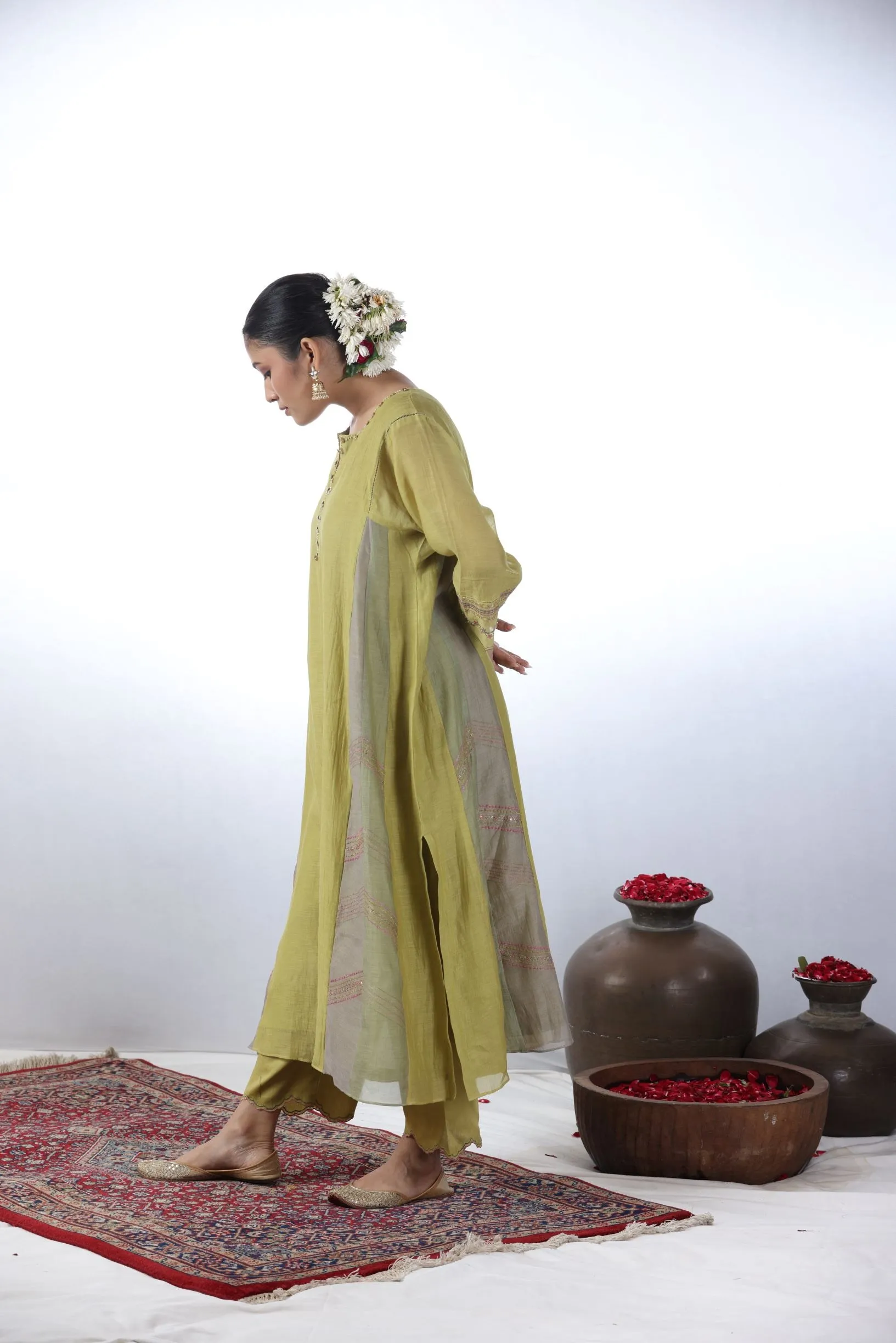 CHAND EMBROIDERED KURTA SET - LIME YELLOW