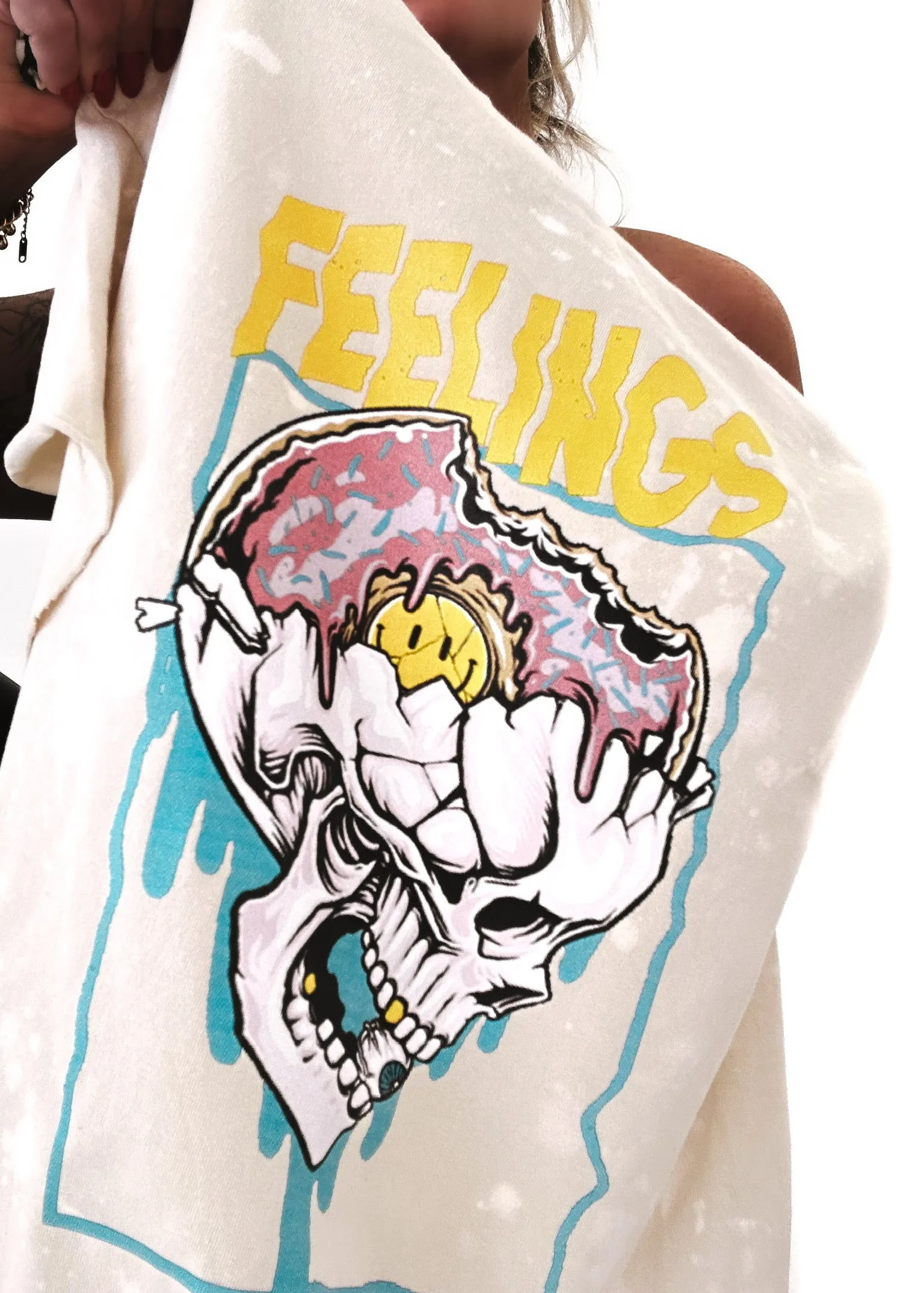 F*CK FEELINGS BLEACHED OUT SIDE SLIT TEE