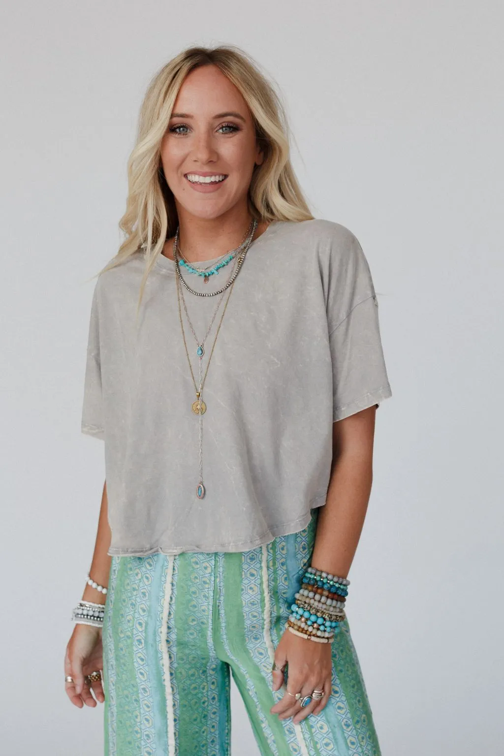 Free Flowing Tee - Gray