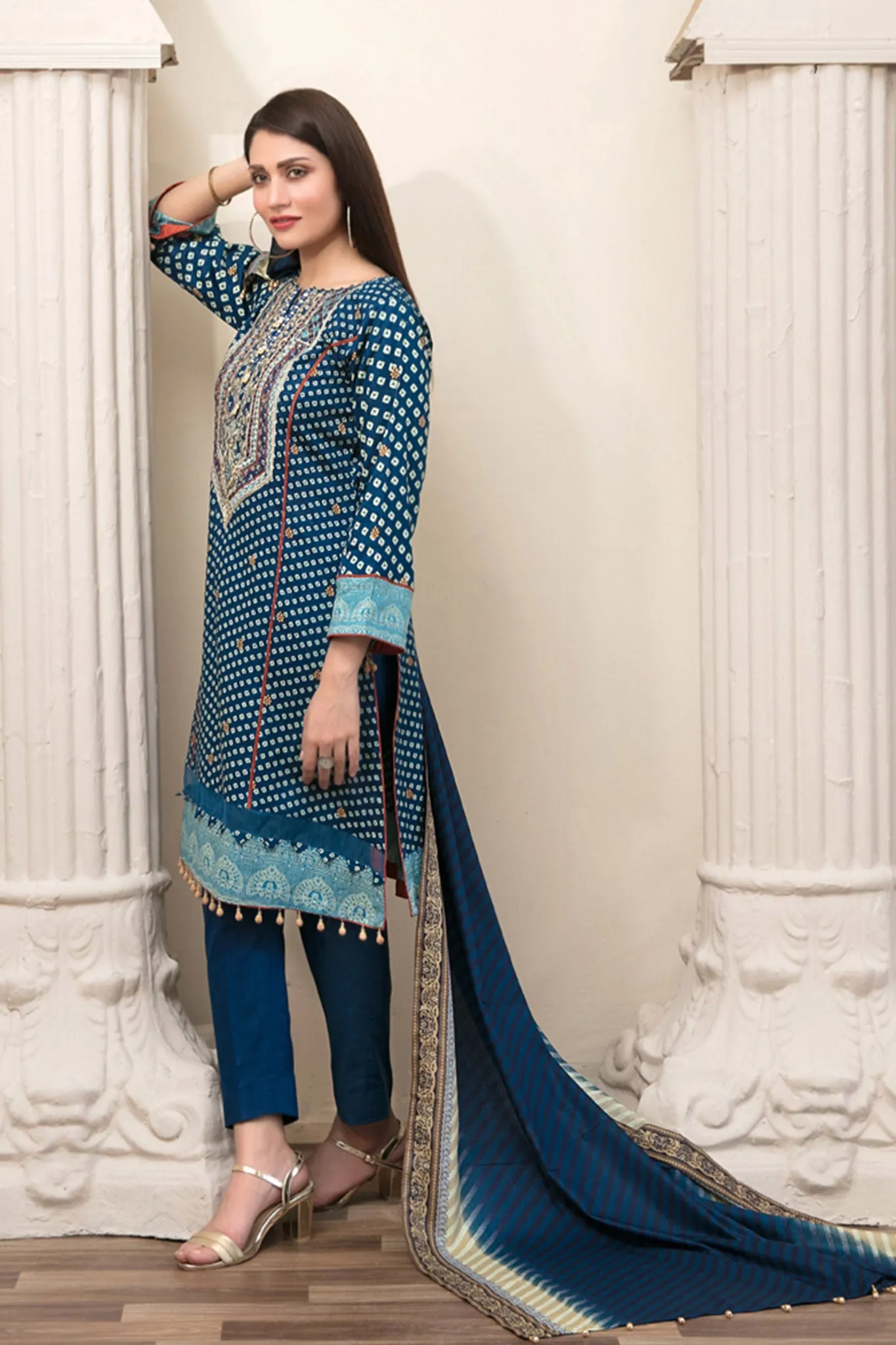 Magnifique by Tawakkal Unstitched 3 Piece Lawn Collection'2022-MT-6831