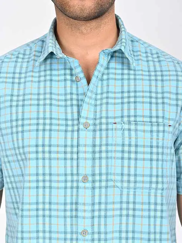 Stylish Mens Half Sleeve Cotton Checked Shirt
