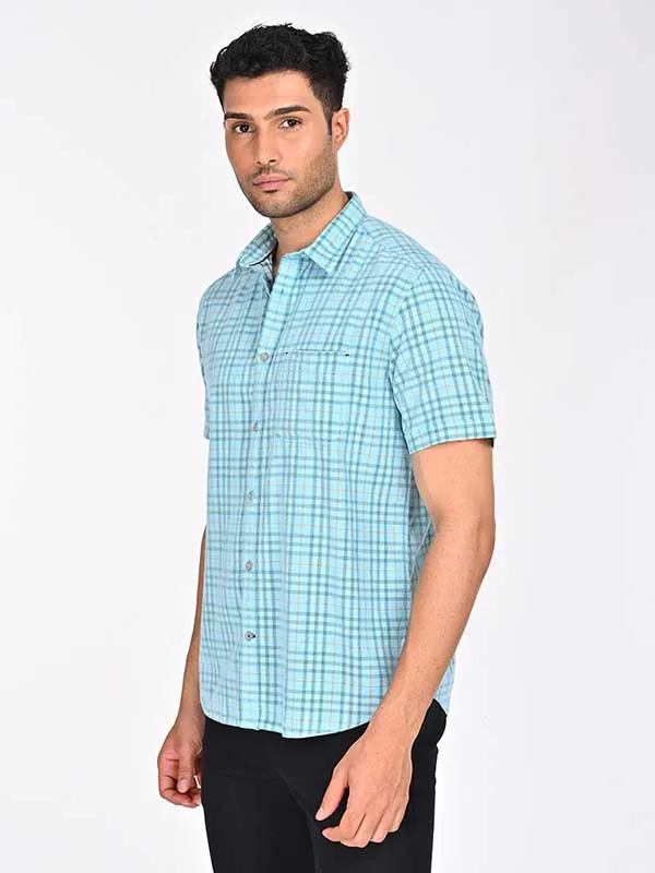 Stylish Mens Half Sleeve Cotton Checked Shirt
