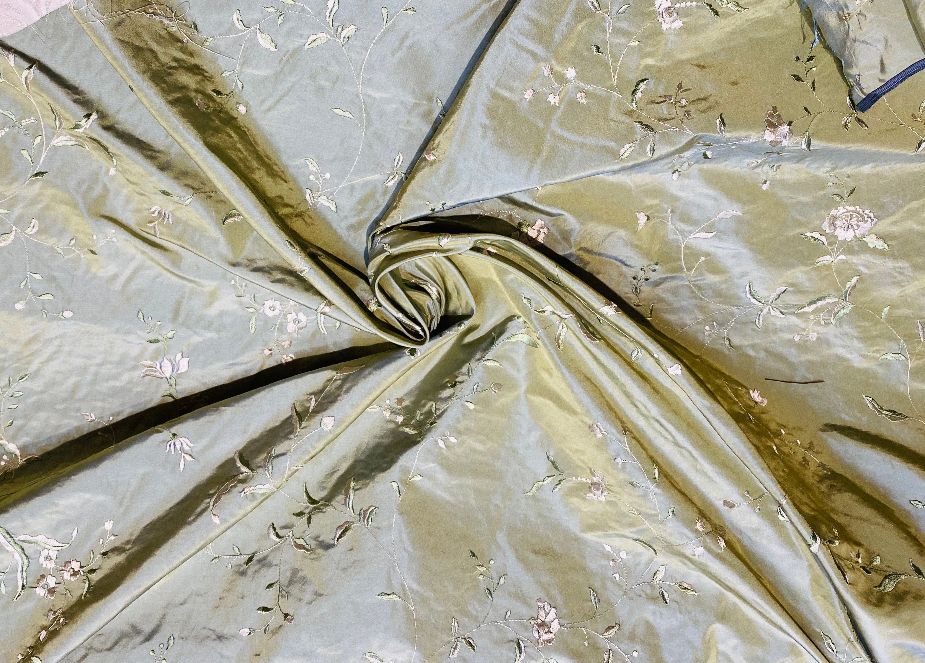 NEW Queen Amaranth Designer 100% Silk Taffeta in Green with Champagne Floral Embroidery