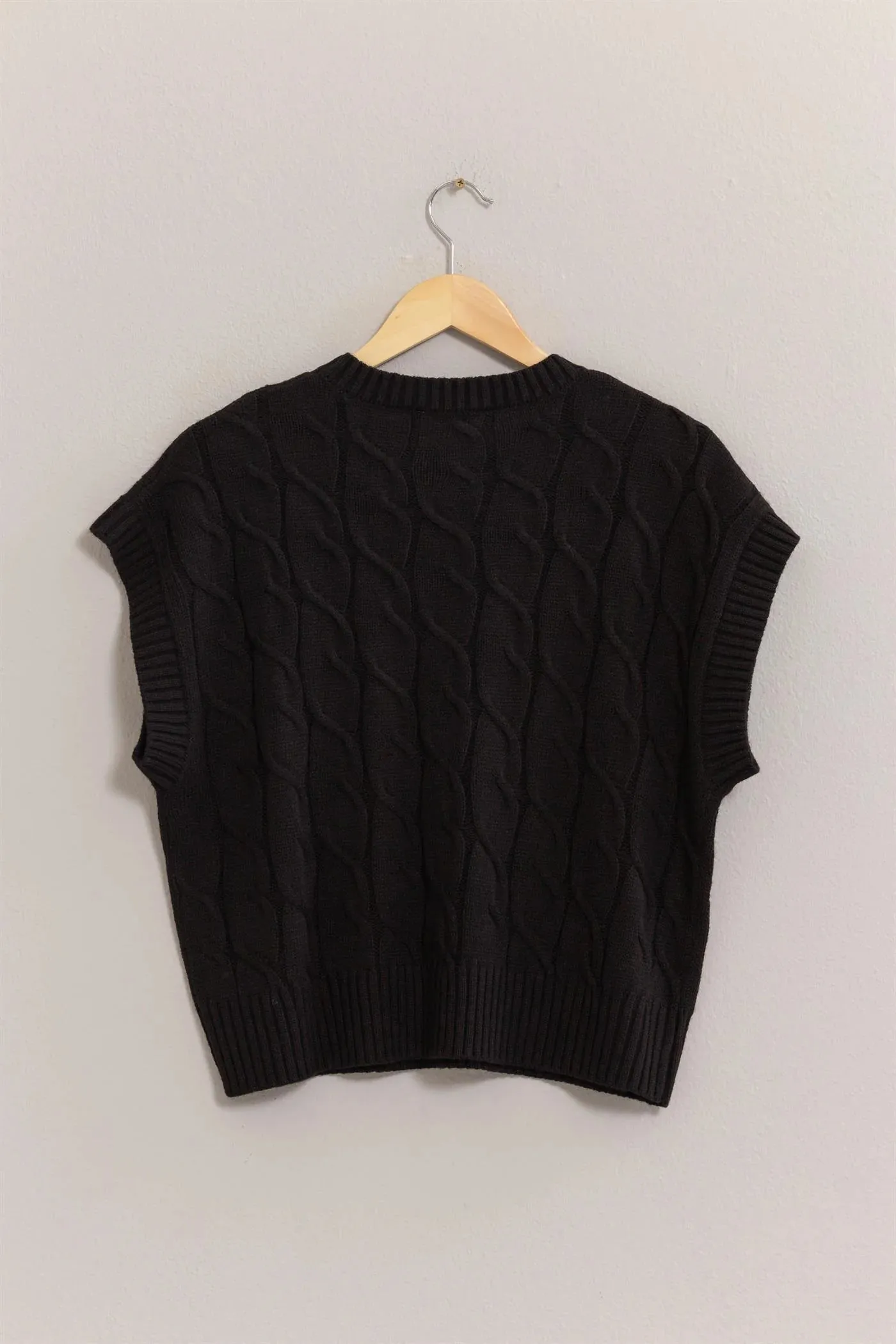 Oversized Cable Knit Sweater Vest