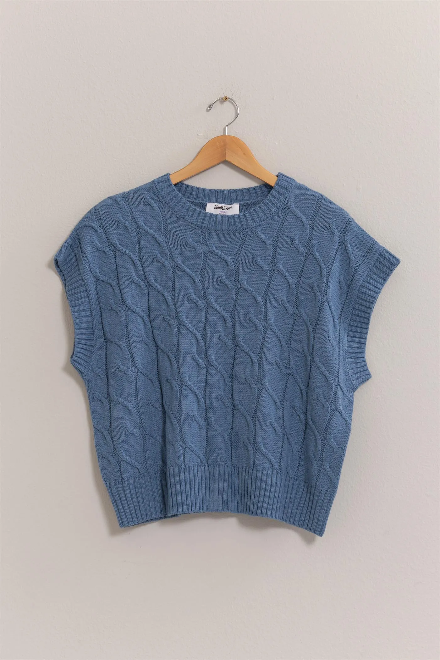 Oversized Cable Knit Sweater Vest