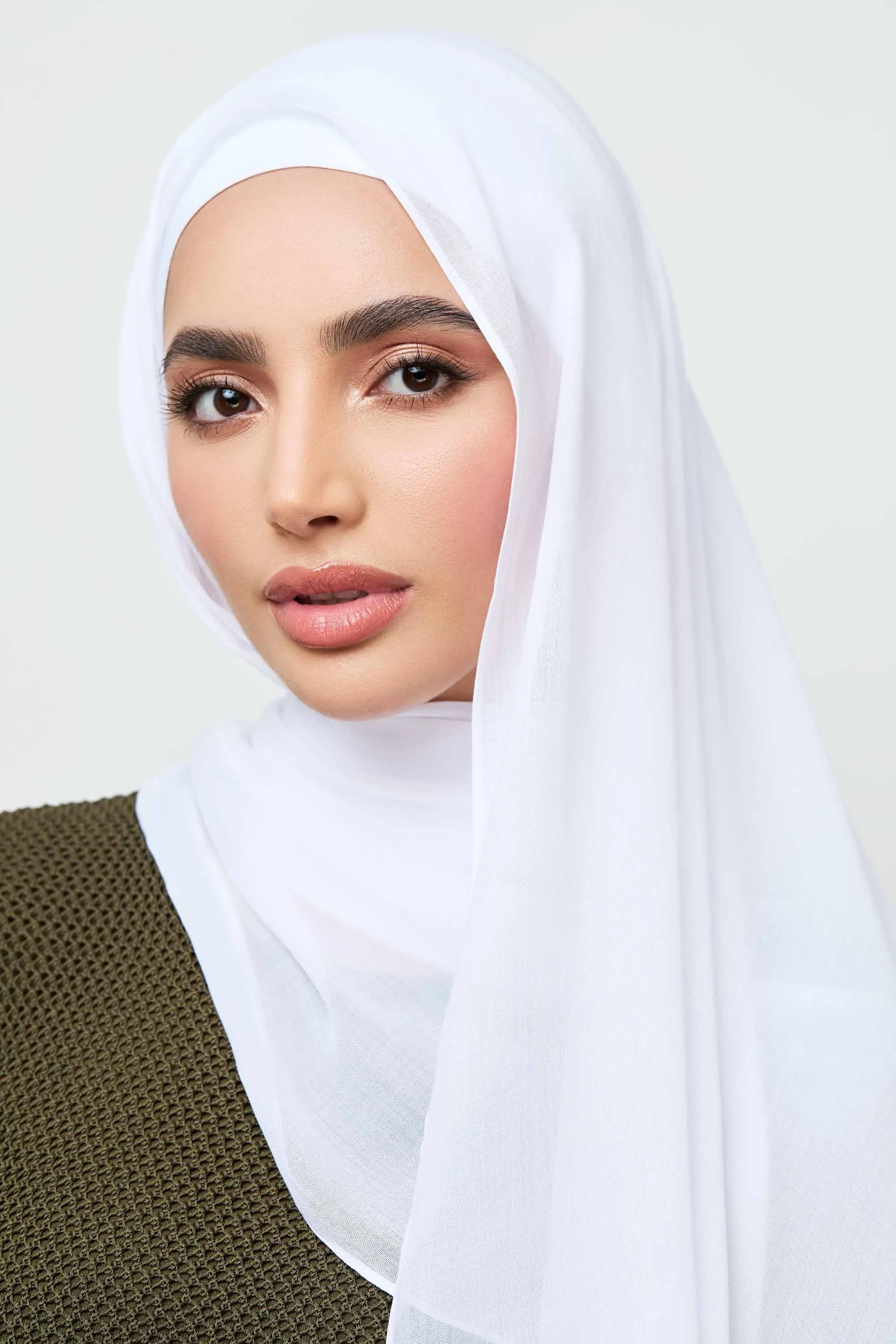 Signature Modal Hijab - White
