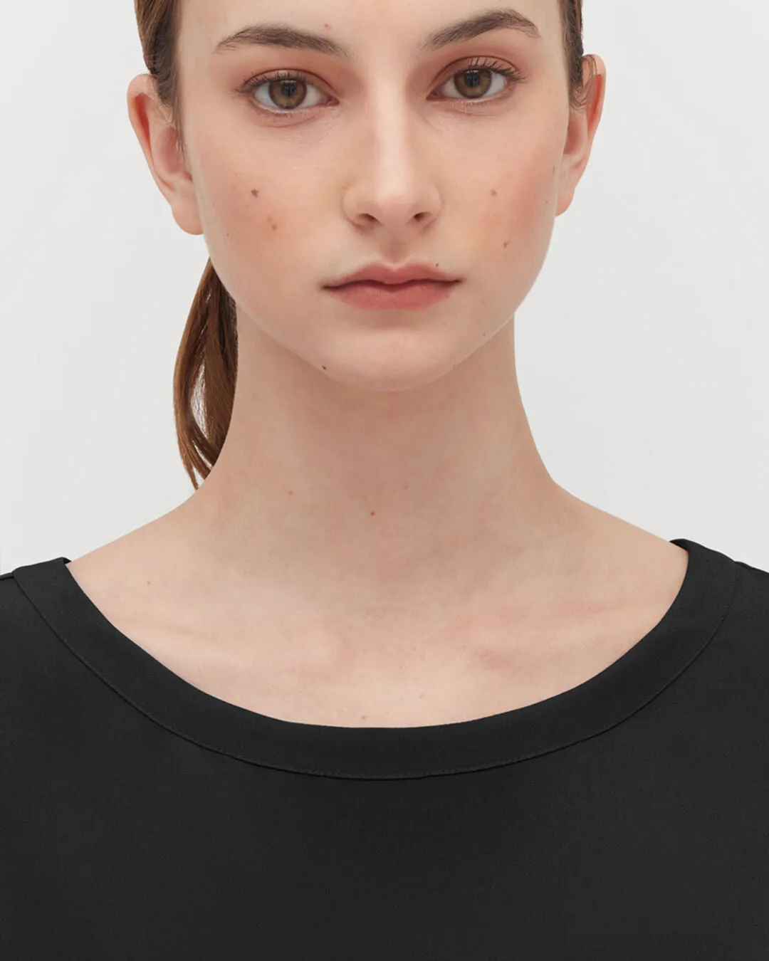 Silk Cropped Crewneck Tee