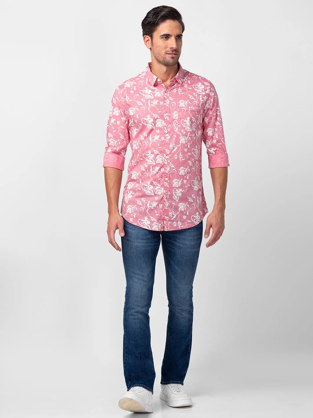 Spykar Men Dusty Pink Cotton Slim Fit Floral Shirt
