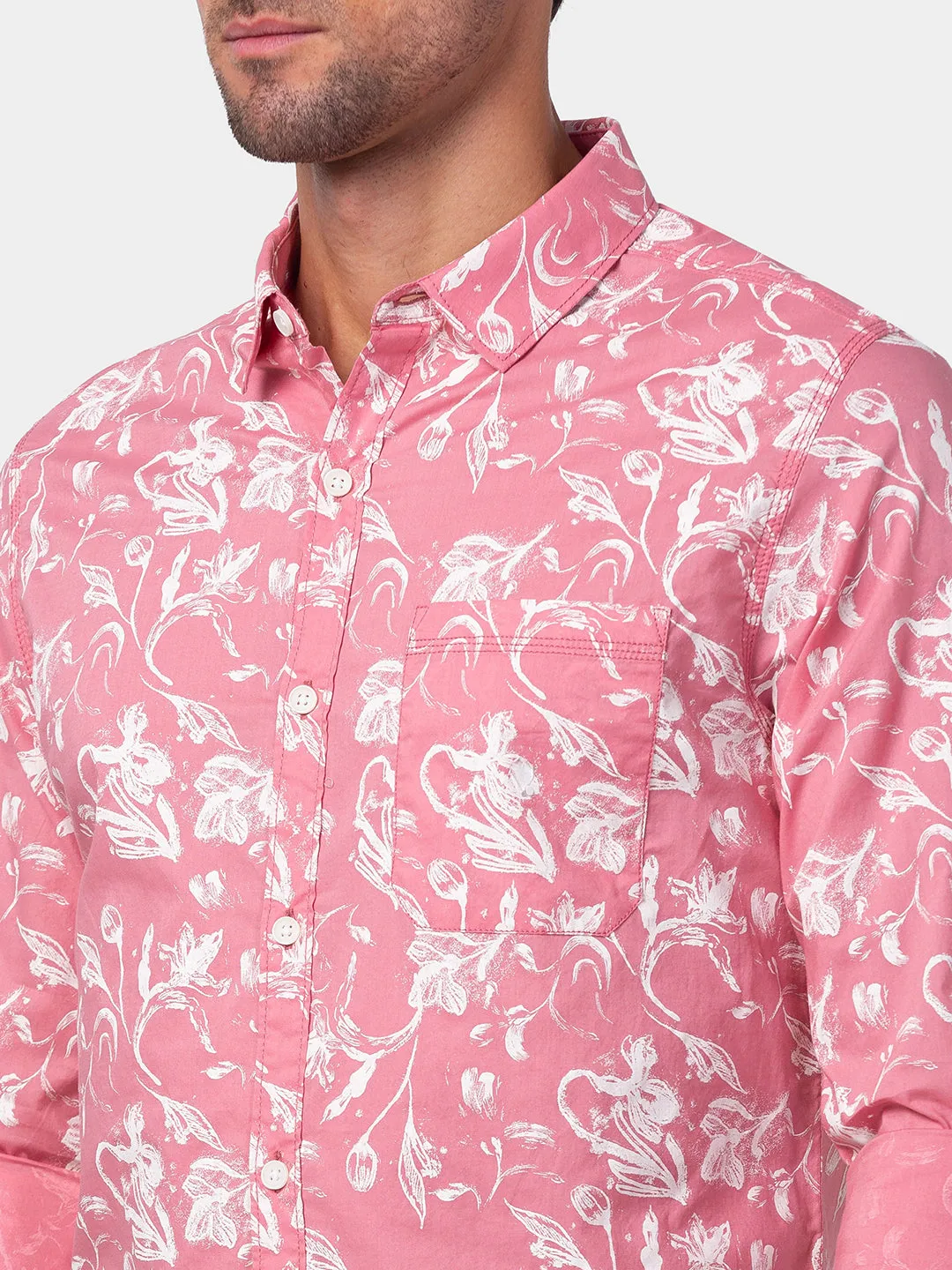 Spykar Men Dusty Pink Cotton Slim Fit Floral Shirt